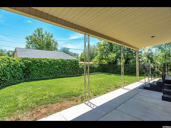 2nd image of 928 E Charlton Cir
