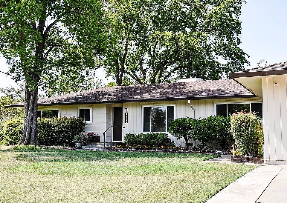 1st image of 52730 Netherlands Ave