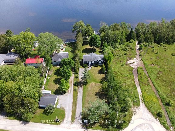 4th image of 275 McGuire Beach Rd