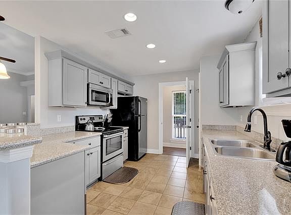 2nd image of 29280 Willow Dr