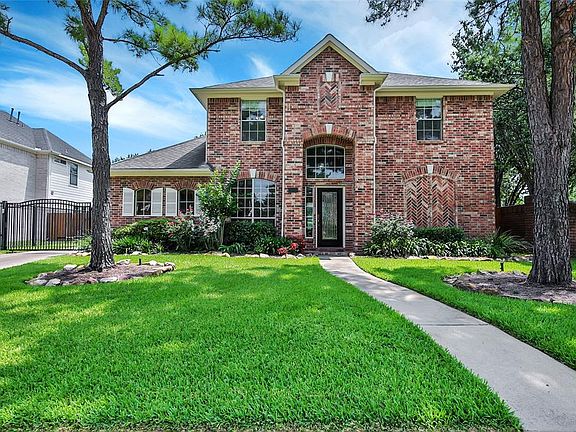 2nd image of 20502 Chelsea Park Ct