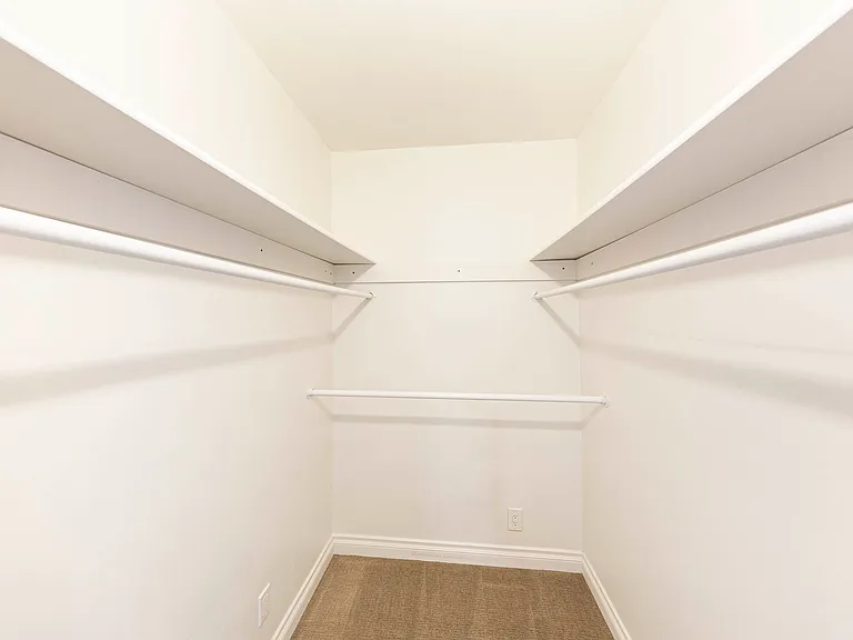 206 S Center St #A — Photo 18