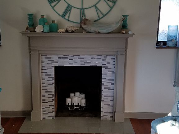 3rd image of 849 Sunset Dr