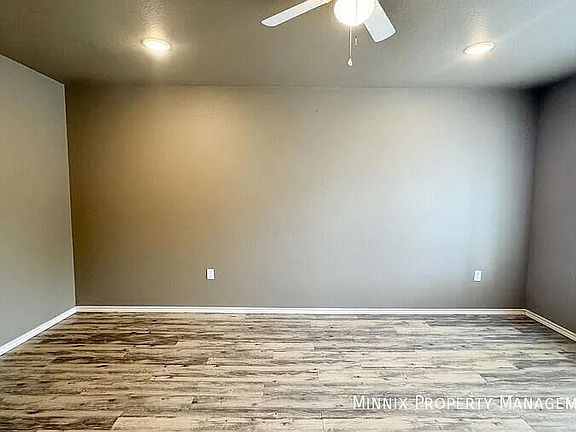 3rd image of 517 44th St