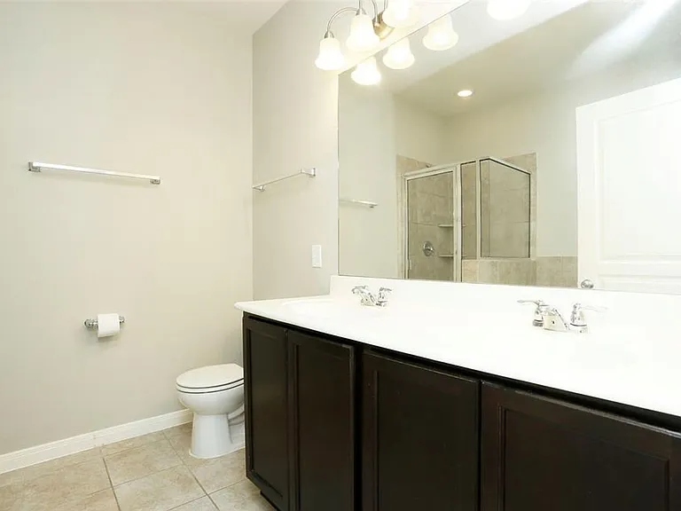 1123 Cloud Croft Ln — Photo 15