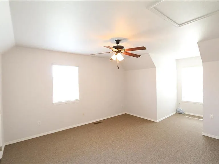 8864 Williams Rd — Photo 9