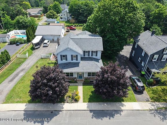 3rd image of 110 Spring Garden St