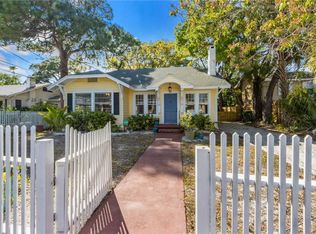 514 27th St W, Bradenton, FL 34205