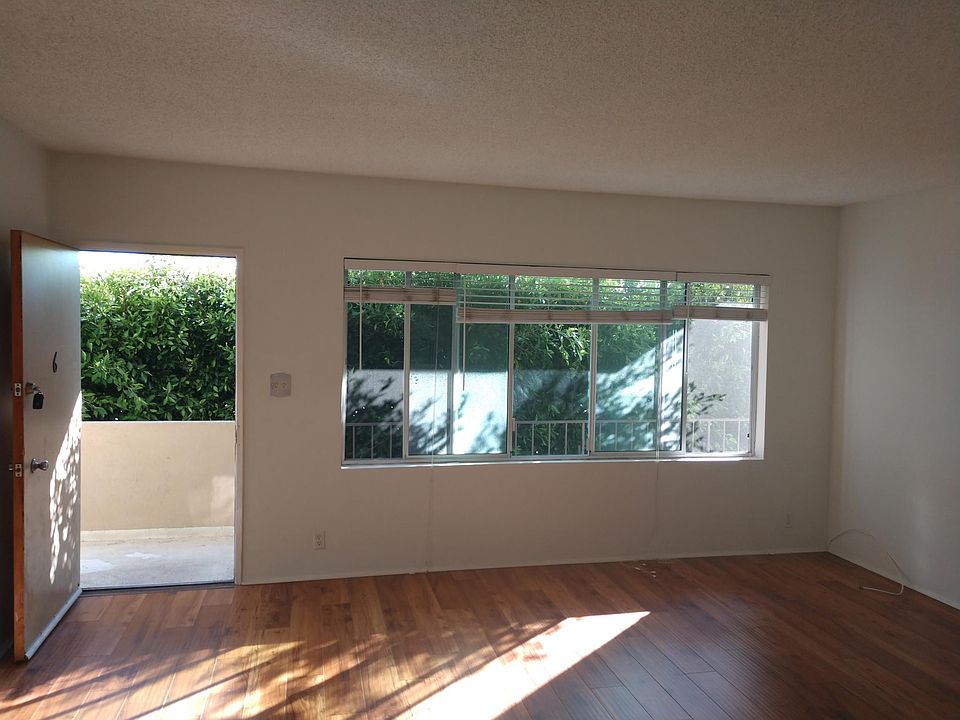 1st image of 246 Bicknell Ave #5