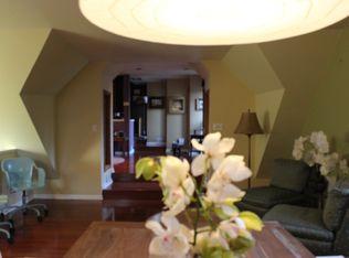 1607 Mount Curve Ave, Minneapolis, MN 55403