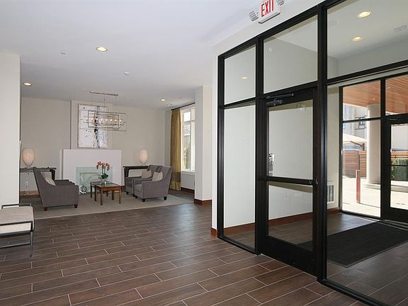 4th image of 2770 Observatory Ave APT 207