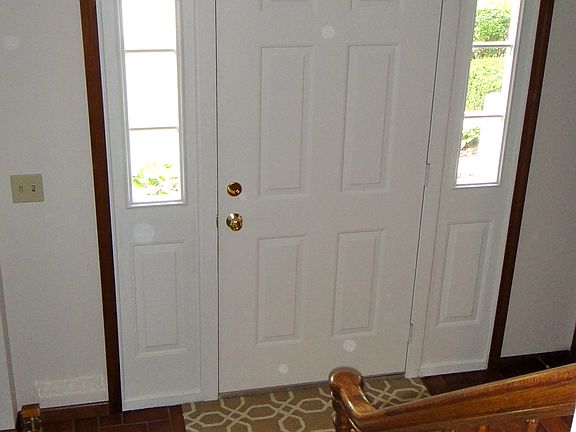 5th image of 7211 Hollyhock Ln
