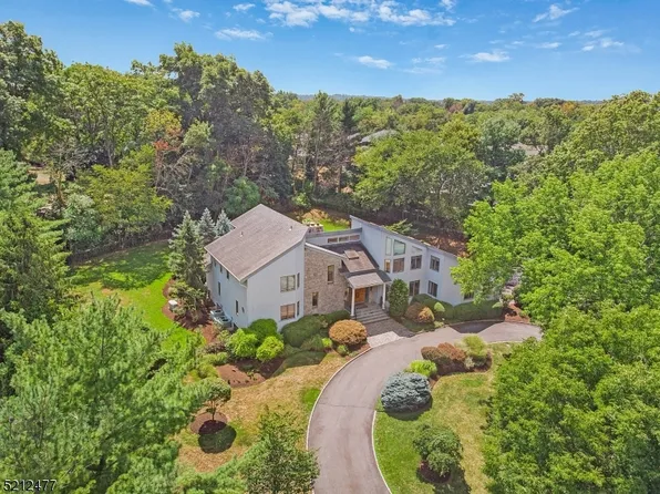 12 Annabelle Ln, Florham Park Boro, NJ 07932