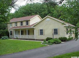 6855 Liberty Rd, Solon, OH 44139