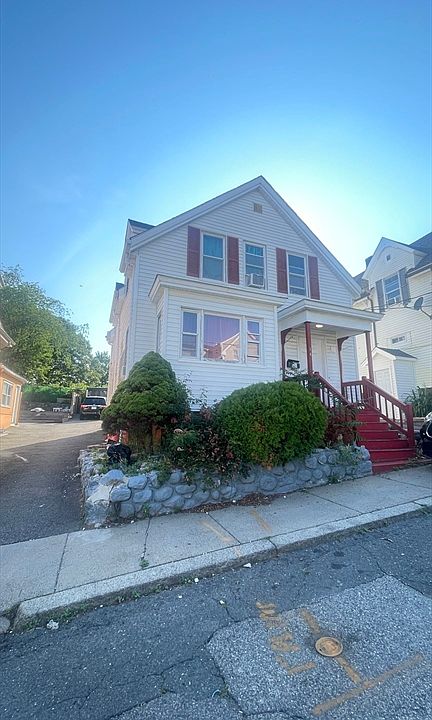 1st image of 14 Union Ct