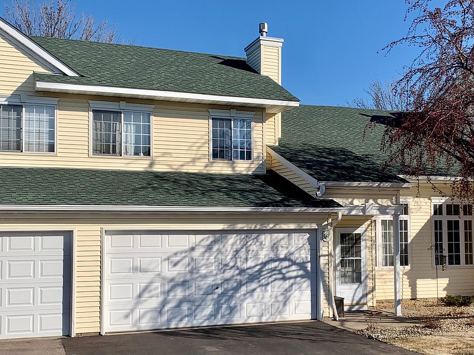 1st image of 564 Aqua Cir