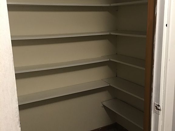 Walk- in closet
