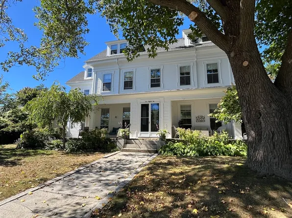 182 Granite St Unit 3, Rockport, MA 01966