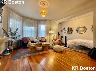 1391 Commonwealth Ave #14, Allston, MA 02134