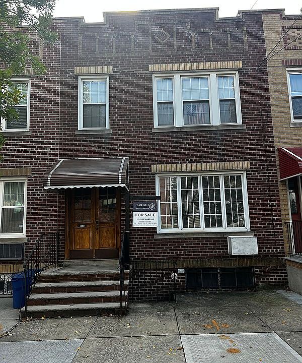 1st image of 61-16 Grand Ave