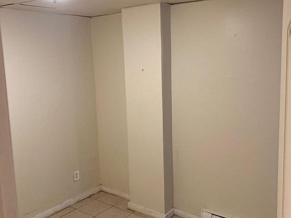 4th image of 704 Long Ln Floor 1