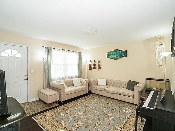 5th image of 12047 Bobbett Dr