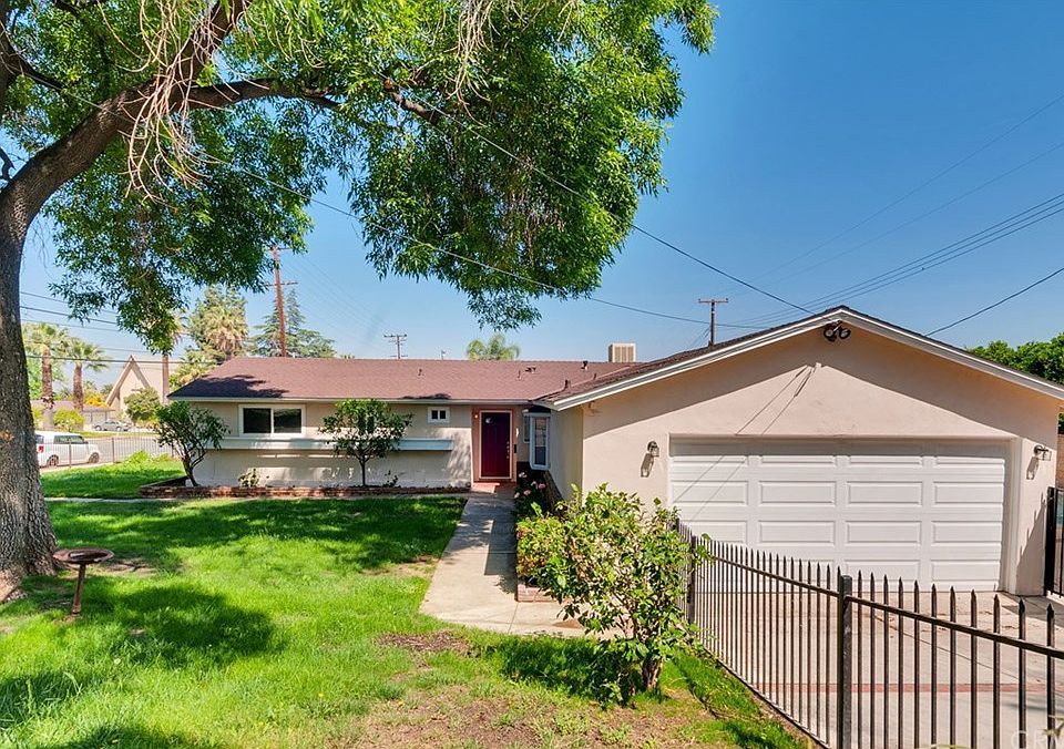2nd image of 641 S San Mateo St