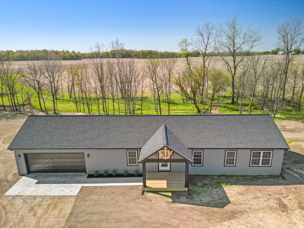 2346 W 112th St, Grant, MI 49327