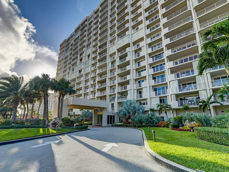 4301 N Ocean Blvd #507 — Photo 84