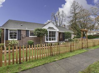 2435 Larch St, Longview, WA 98632