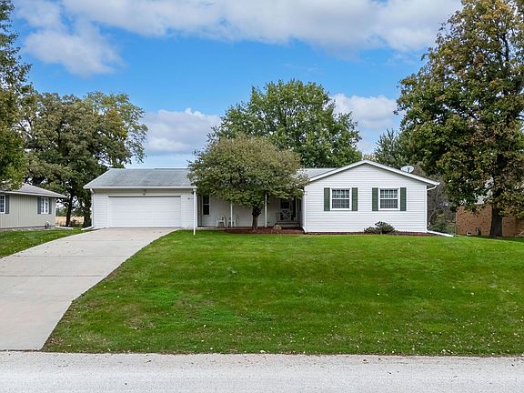 4th image of 410 Ridge Dr