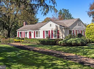 24 Willow Lake Dr, Colts Neck, NJ 07722