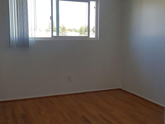 5th image of 349 W Wilson St APT 3