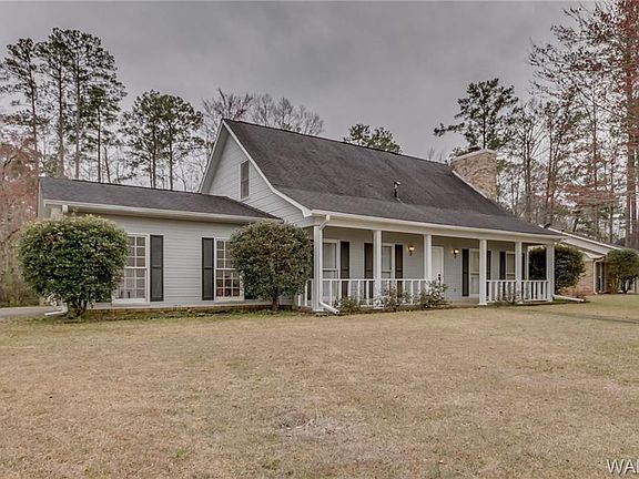 3rd image of 5803 Sweetbriar Ln