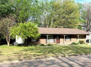 1213 Fairway Ave, Union City, TN 38261