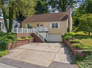 235 Bryan St, Evans City, PA