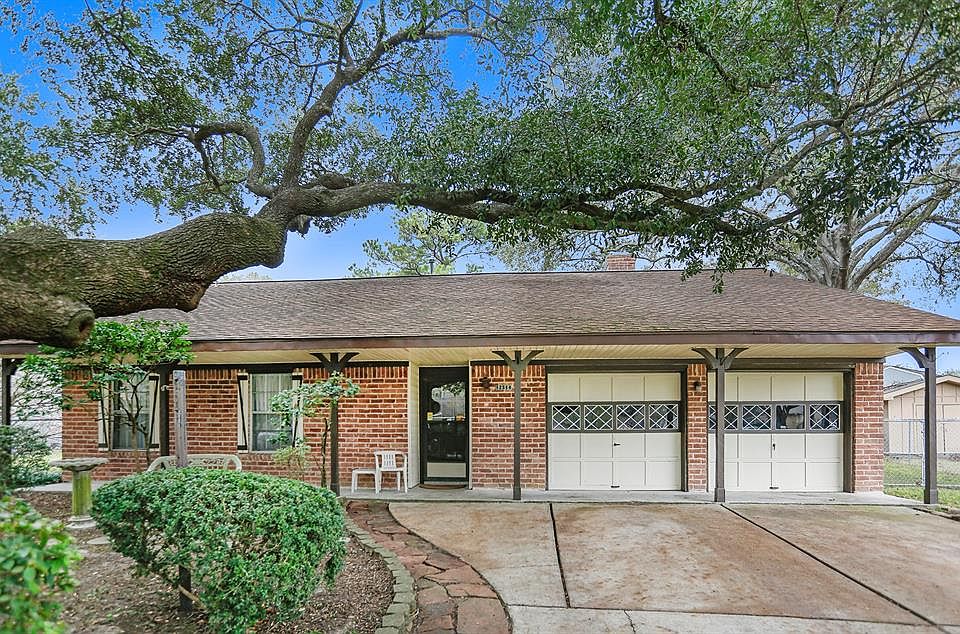 Welcome to 12514 Maxim Drive