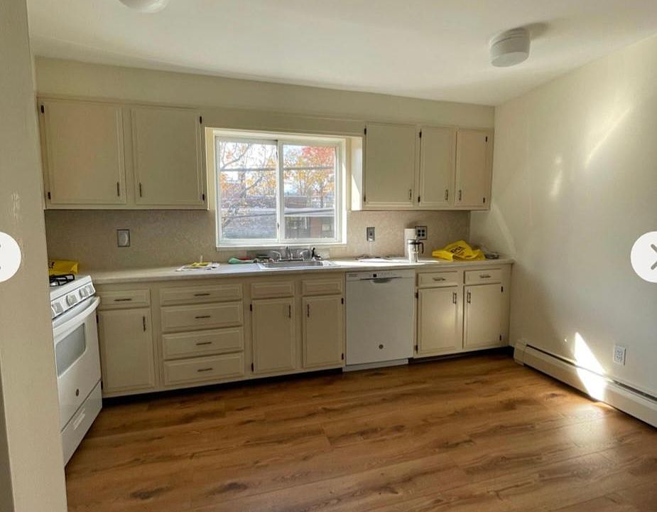 1st image of 1122 Yonkers Ave Floor 2