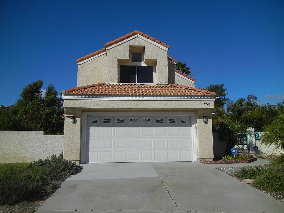 1st image of 1242 Woodhaven Dr