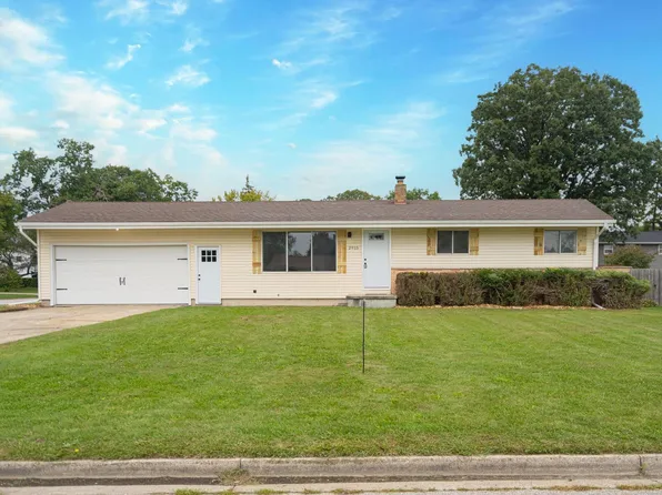 2915 Continental Dr, Bay City, MI 48706