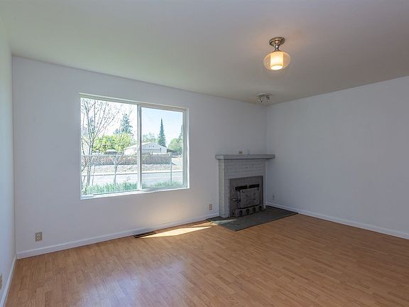 2nd image of 1001 E Olympic Ave