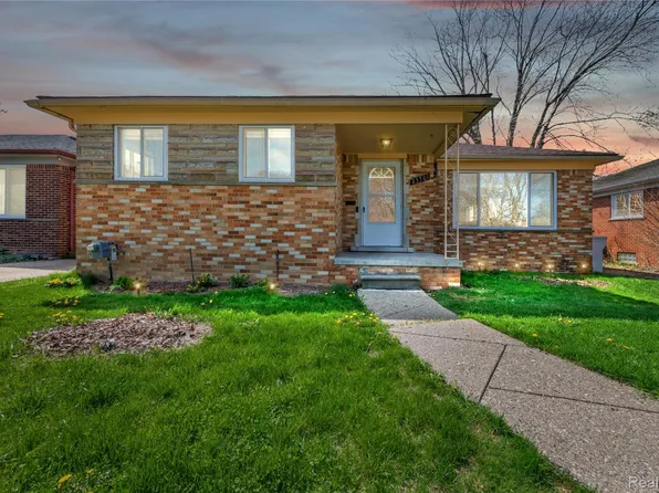 23701 Coyle St, Oak Park, MI 48237