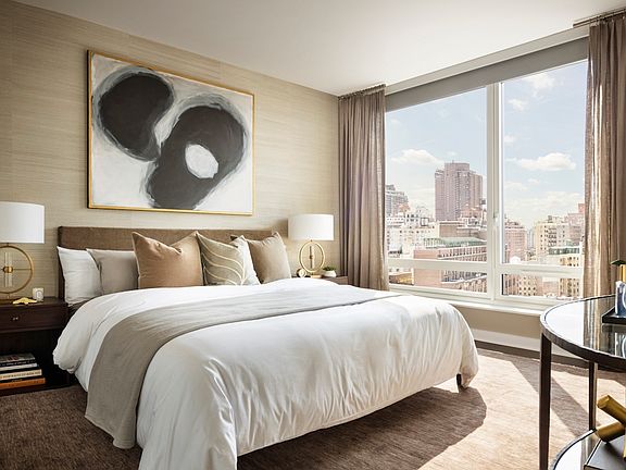 4th image of 205 E 92nd St APT 15H