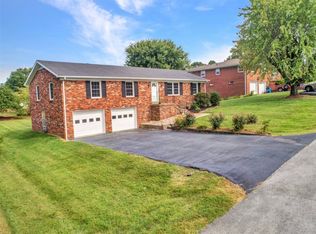 106 Maple Ave, Glasgow, KY 42141