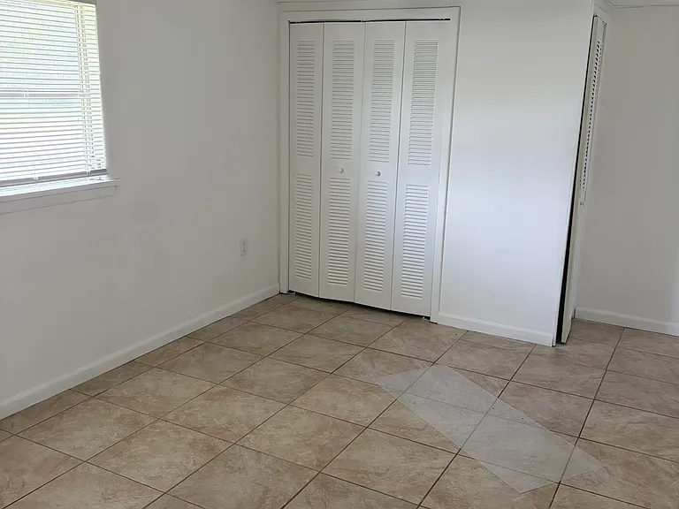 5301 SE Ebbtide Ave — Photo 7