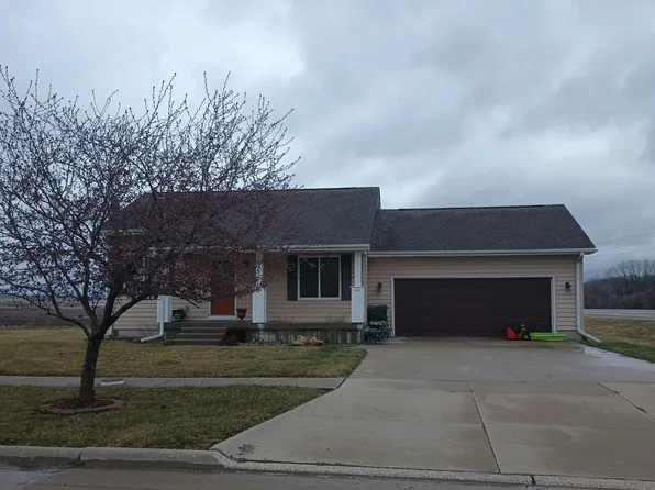 105 Lillianna St, Patterson, IA 50218