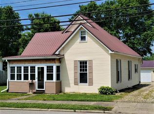 207 SE 11th St, Washington, IN
