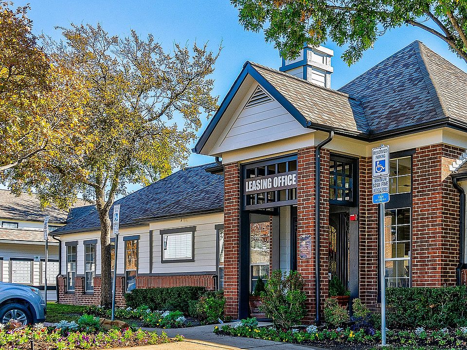 Apartments in Denton, TX | McKinney Park
