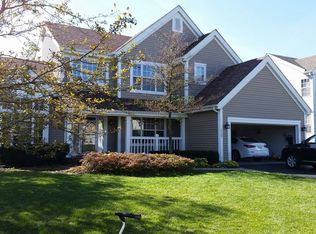 1227 William Dr, Lake Zurich, IL 60047