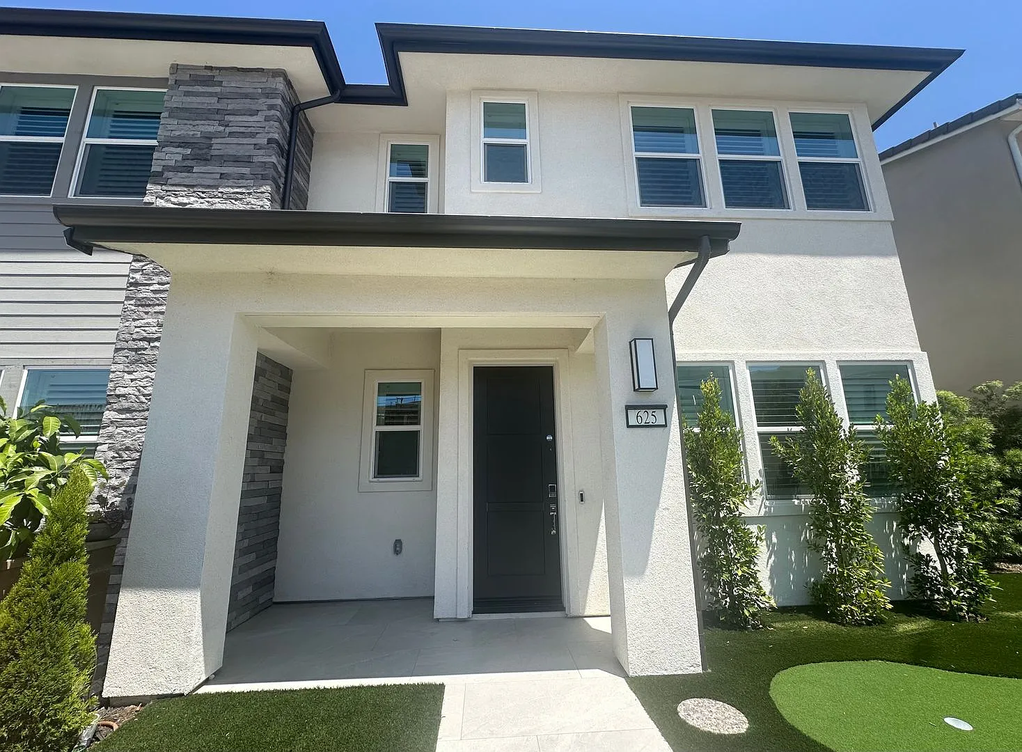 New-built 3-Bed Home in Great Park — Photo 2